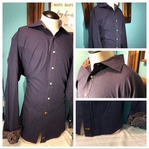 Thomas Dean long sleeve dress shirt. Size xl sexy